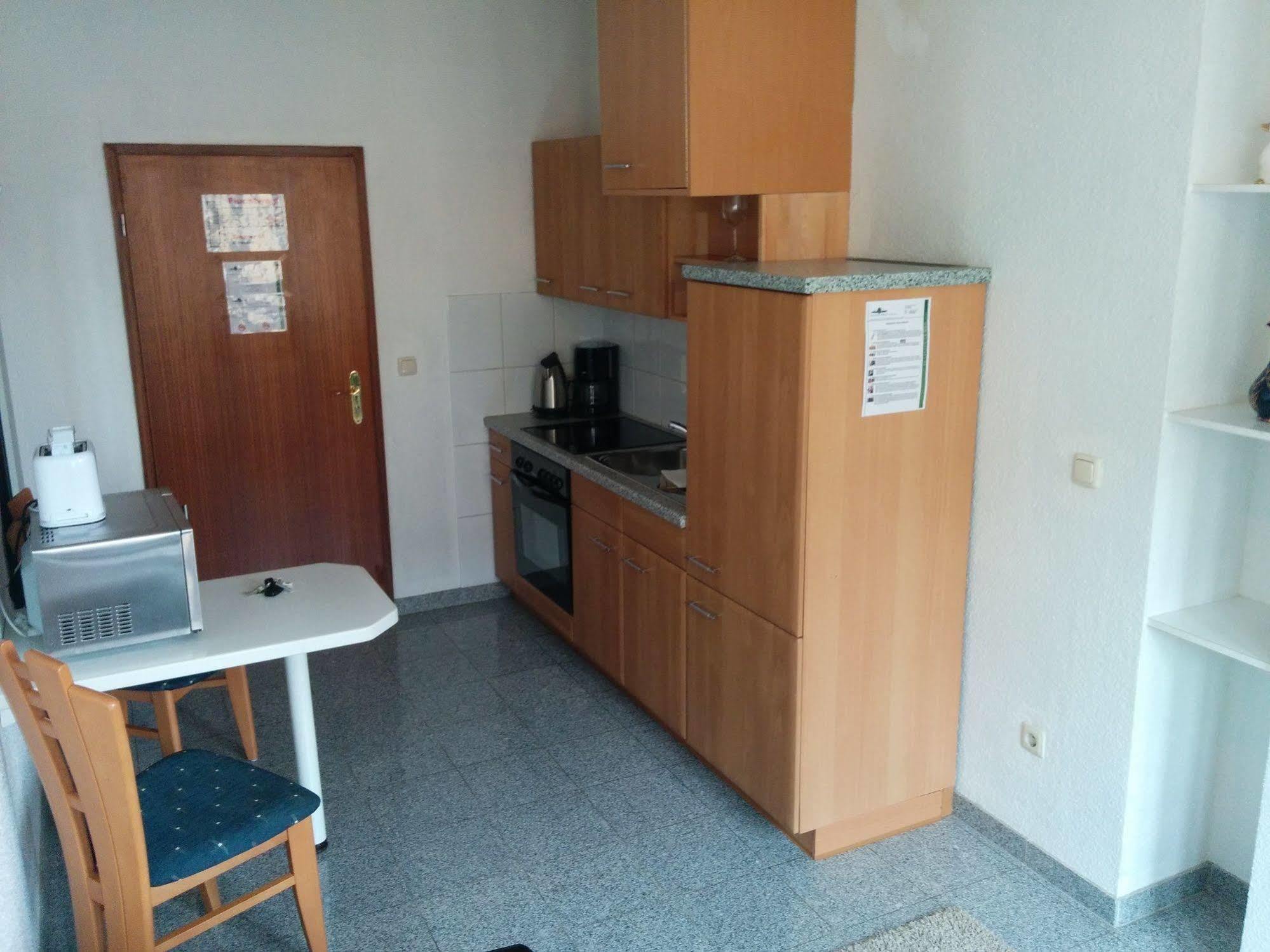Boardinghouse - Stadtvilla Budget Швейнфурт Экстерьер фото