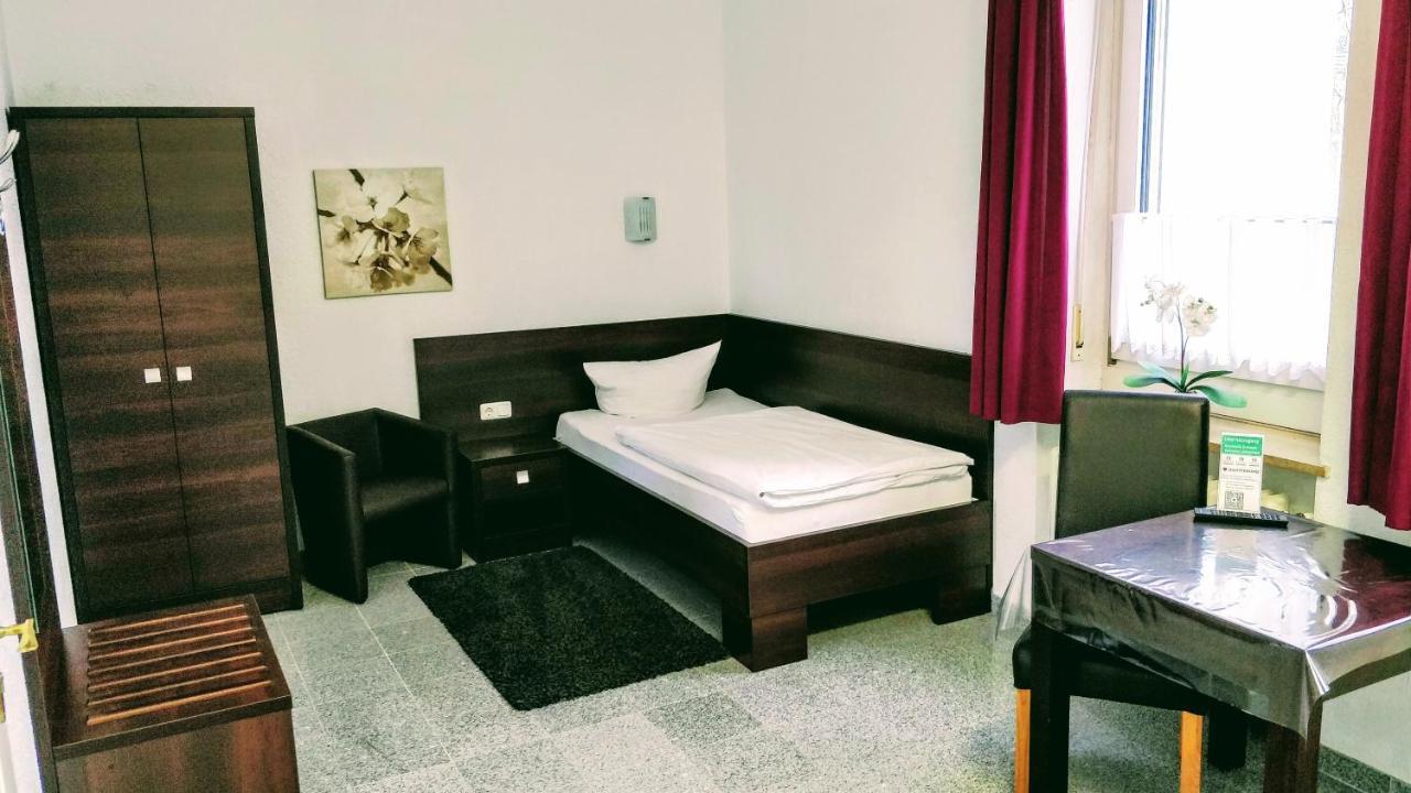 Boardinghouse - Stadtvilla Budget Швейнфурт Экстерьер фото