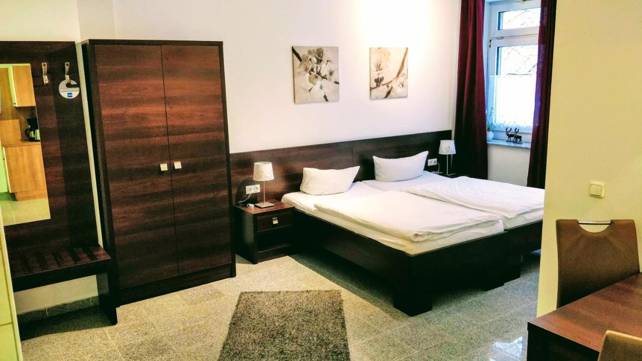 Boardinghouse - Stadtvilla Budget Швейнфурт Экстерьер фото