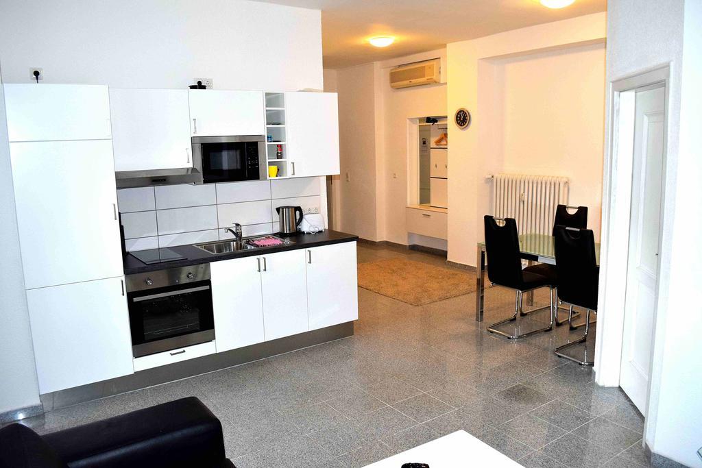 Boardinghouse - Stadtvilla Budget Швейнфурт Номер фото